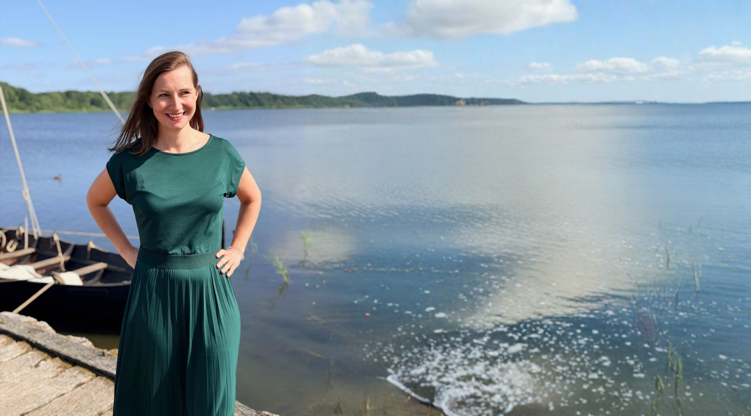 Ricarda Kruse am Wasser, mit Raum für ihren persönlichen Gedanken zur Gründung